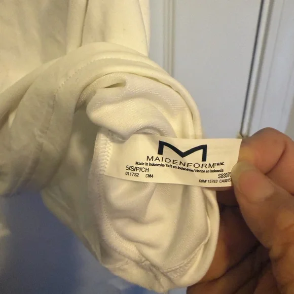 Maidenform Women's👩🏻Firm Control Tummy Shaping Wireless Foam Cami Sz S - Picture 7 of 12